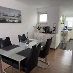 Ruhige - Ideal Für Urlaub Und Business